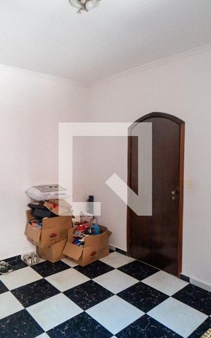 Casa para alugar com 280m², 5 quartos e 2 vagas Casa para alugar com 280m², 5 quartos e 2 vagasSuíte 1