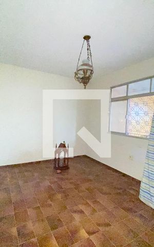 Casa à venda com 403m², 5 quartos e 5 vagas Casa à venda com 403m², 5 quartos e 5 vagasQuarto 1