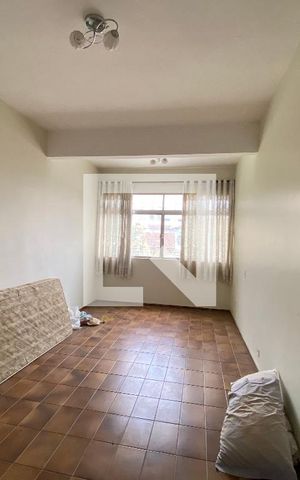 Casa à venda com 403m², 5 quartos e 5 vagas Casa à venda com 403m², 5 quartos e 5 vagasQuarto 3