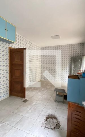 Casa à venda com 403m², 5 quartos e 5 vagas Casa à venda com 403m², 5 quartos e 5 vagasCozinha
