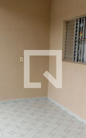 Casa à venda com 200m², 4 quartos e 2 vagas Casa à venda com 200m², 4 quartos e 2 vagasSacada