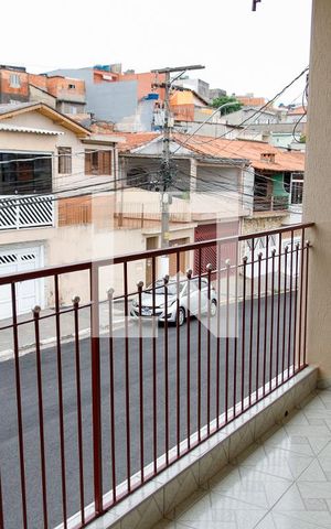 Casa à venda com 200m², 4 quartos e 2 vagas Casa à venda com 200m², 4 quartos e 2 vagasSacada