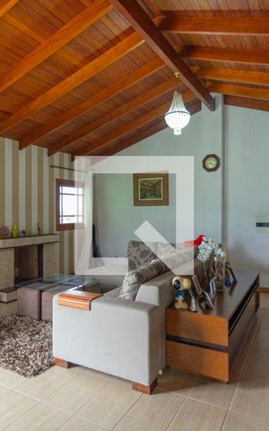 Casa à venda com 476m², 4 quartos e 6 vagasSala 2