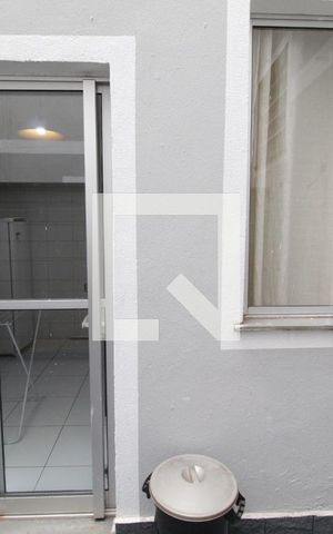 Apartamento para alugar com 45m², 2 quartos e 1 vagaÁrea de Serviço