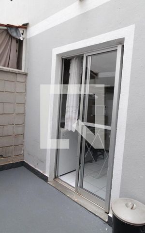 Apartamento para alugar com 45m², 2 quartos e 1 vagaÁrea de Serviço