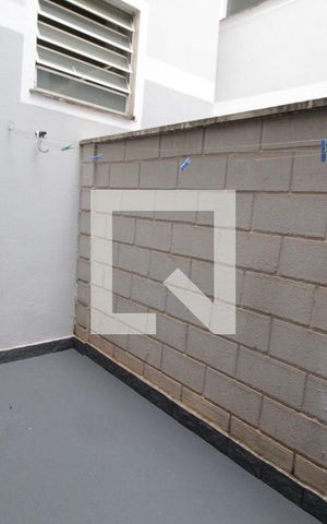 Apartamento para alugar com 45m², 2 quartos e 1 vagaÁrea de Serviço