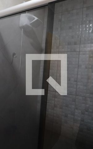 Casa à venda com 200m², 2 quartos e 2 vagasBanheiro da Suíte