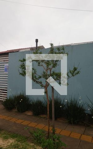 Casa à venda com 200m², 2 quartos e 2 vagasFachada