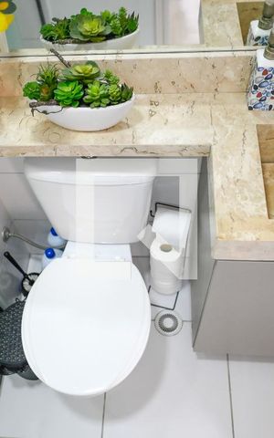 Apartamento à venda com 40m², 2 quartos e sem vaga Apartamento à venda com 40m², 2 quartos e sem vagaBanheiro