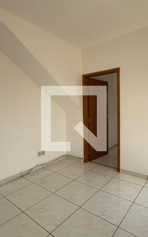 Casa para alugar com 50m², 2 quartos e 1 vaga Casa para alugar com 50m², 2 quartos e 1 vagaSala