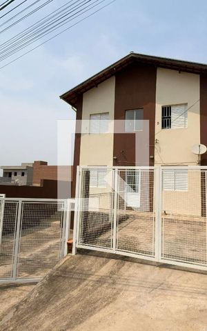 Casa para alugar com 50m², 2 quartos e 1 vaga Casa para alugar com 50m², 2 quartos e 1 vagaFachada da Casa