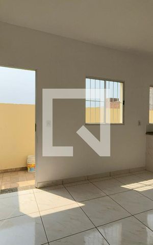 Casa para alugar com 50m², 2 quartos e 1 vaga Casa para alugar com 50m², 2 quartos e 1 vagaSala