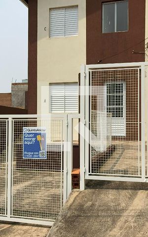 Casa para alugar com 50m², 2 quartos e 1 vaga Casa para alugar com 50m², 2 quartos e 1 vagaPlaquinha