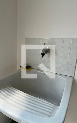Casa para alugar com 50m², 2 quartos e 1 vaga Casa para alugar com 50m², 2 quartos e 1 vagaÁrea de Serviço