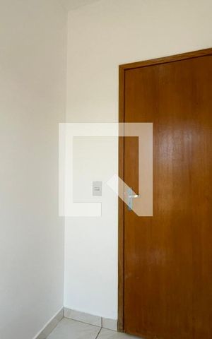 Casa para alugar com 50m², 2 quartos e 1 vaga Casa para alugar com 50m², 2 quartos e 1 vagaÁrea de Serviço