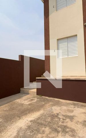 Casa para alugar com 50m², 2 quartos e 1 vaga Casa para alugar com 50m², 2 quartos e 1 vagaGaragem