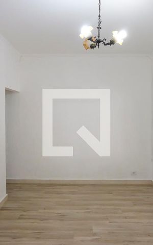 Casa à venda com 170m², 2 quartos e 2 vagasSala