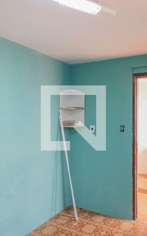 Casa à venda com 170m², 2 quartos e 2 vagasQuarto 1 área de serviço
