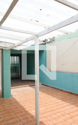 Casa à venda com 170m², 2 quartos e 2 vagasQuintal