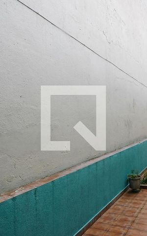 Casa à venda com 170m², 2 quartos e 2 vagasCorredor