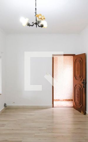 Casa à venda com 170m², 2 quartos e 2 vagasSala