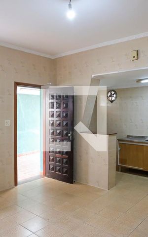 Casa à venda com 170m², 2 quartos e 2 vagasCozinha