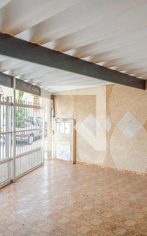 Casa à venda com 170m², 2 quartos e 2 vagasGaragem