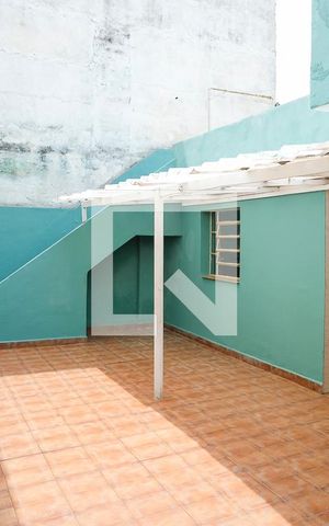 Casa à venda com 170m², 2 quartos e 2 vagasQuintal