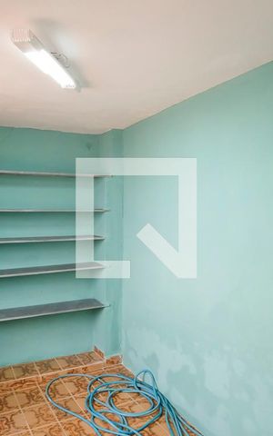Casa à venda com 170m², 2 quartos e 2 vagasQuarto 1 área de serviço