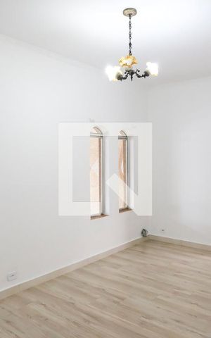 Casa à venda com 170m², 2 quartos e 2 vagasSala