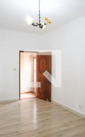 Casa à venda com 170m², 2 quartos e 2 vagasSala