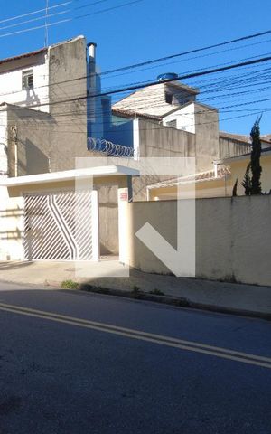 Casa à venda com 190m², 4 quartos e 6 vagasFachada
