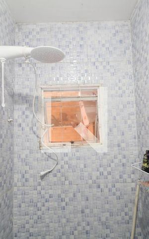 Casa à venda com 84m², 3 quartos e 1 vagaBanheiro Social