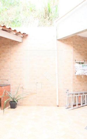 Casa à venda com 84m², 3 quartos e 1 vagaÁrea gourmet/Lavandeira 