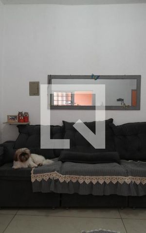 Casa à venda com 84m², 3 quartos e 1 vagaSala