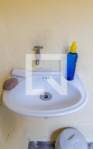 Casa à venda com 203m², 3 quartos e 3 vagasDetalhe Banheiro - Área de Serviço