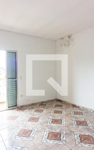 Casa para alugar com 243m², 3 quartos e 2 vagas Casa para alugar com 243m², 3 quartos e 2 vagasSuíte