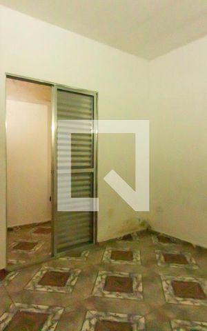 Casa para alugar com 243m², 3 quartos e 2 vagas Casa para alugar com 243m², 3 quartos e 2 vagasQuarto 1