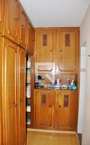 Casa à venda com 400m², 3 quartos e 4 vagas Casa à venda com 400m², 3 quartos e 4 vagas Quarto 01 com Suíte