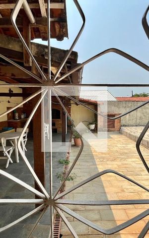 Casa de condomínio à venda com 250m², 3 quartos e 1 vaga Casa de condomínio à venda com 250m², 3 quartos e 1 vagaQuarto 3 - Vista