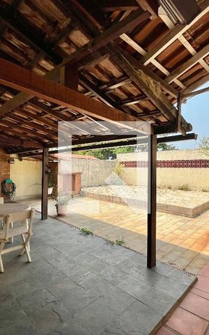 Casa de condomínio à venda com 250m², 3 quartos e 1 vaga Casa de condomínio à venda com 250m², 3 quartos e 1 vagaQuintal