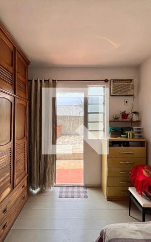 Casa de condomínio à venda com 250m², 3 quartos e 1 vaga Casa de condomínio à venda com 250m², 3 quartos e 1 vagaQuarto 2