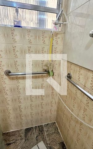 Casa de condomínio à venda com 250m², 3 quartos e 1 vaga Casa de condomínio à venda com 250m², 3 quartos e 1 vagaBanheiro