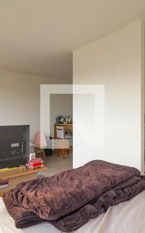 Studio à venda com 40m², 1 quarto e 1 vaga Studio à venda com 40m², 1 quarto e 1 vagaQuarto