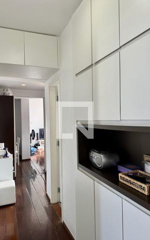 Apartamento à venda com 100m², 4 quartos e 2 vagas Apartamento à venda com 100m², 4 quartos e 2 vagasCorredor
