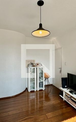Apartamento à venda com 100m², 4 quartos e 2 vagas Apartamento à venda com 100m², 4 quartos e 2 vagasSala
