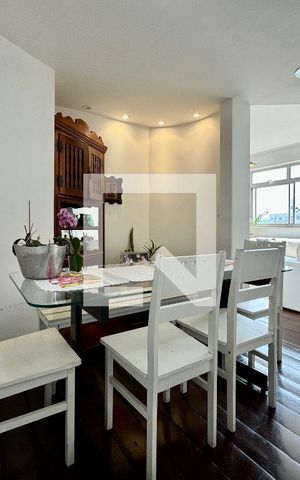 Apartamento à venda com 100m², 4 quartos e 2 vagas Apartamento à venda com 100m², 4 quartos e 2 vagasSala