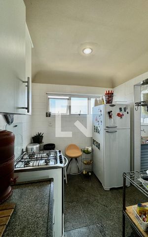 Apartamento à venda com 100m², 4 quartos e 2 vagas Apartamento à venda com 100m², 4 quartos e 2 vagasCozinha