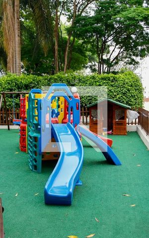 Apartamento à venda com 106m², 3 quartos e 1 vaga Apartamento à venda com 106m², 3 quartos e 1 vagaÁrea comum - Playground