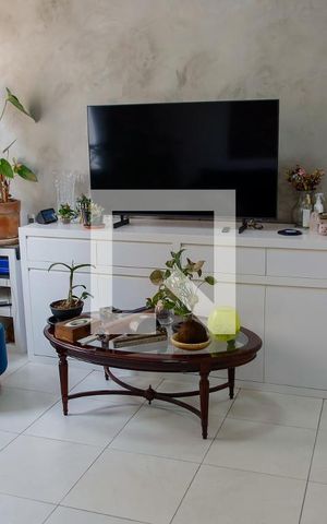Apartamento à venda com 106m², 3 quartos e 1 vaga Apartamento à venda com 106m², 3 quartos e 1 vagaSala